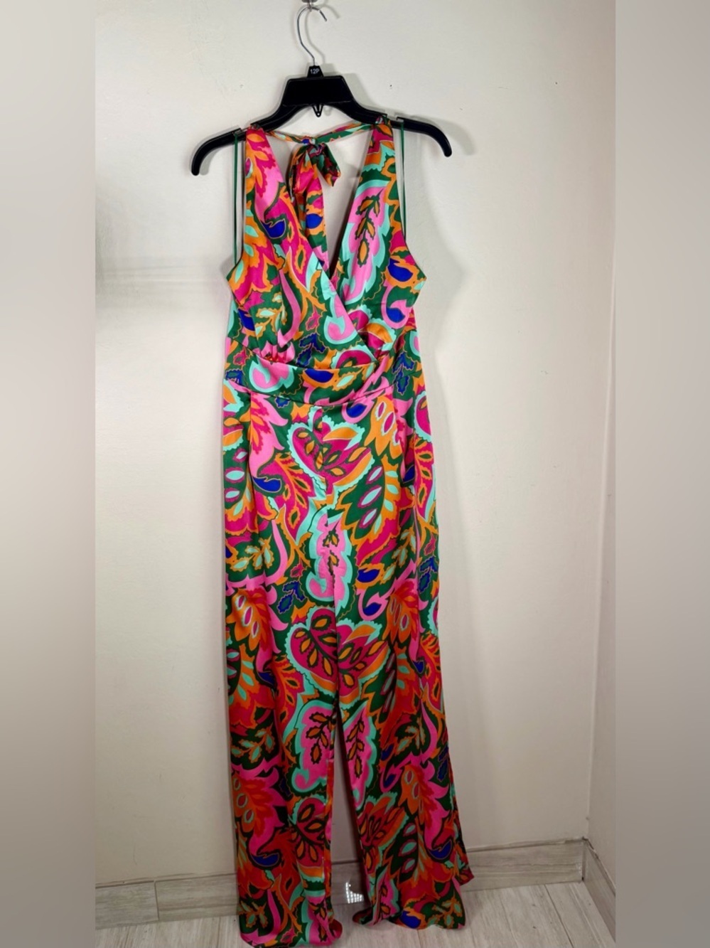 Sugarlips Pink & Green Floral Halter Wide-Leg Jumpsuit - Picture 4 of 15
